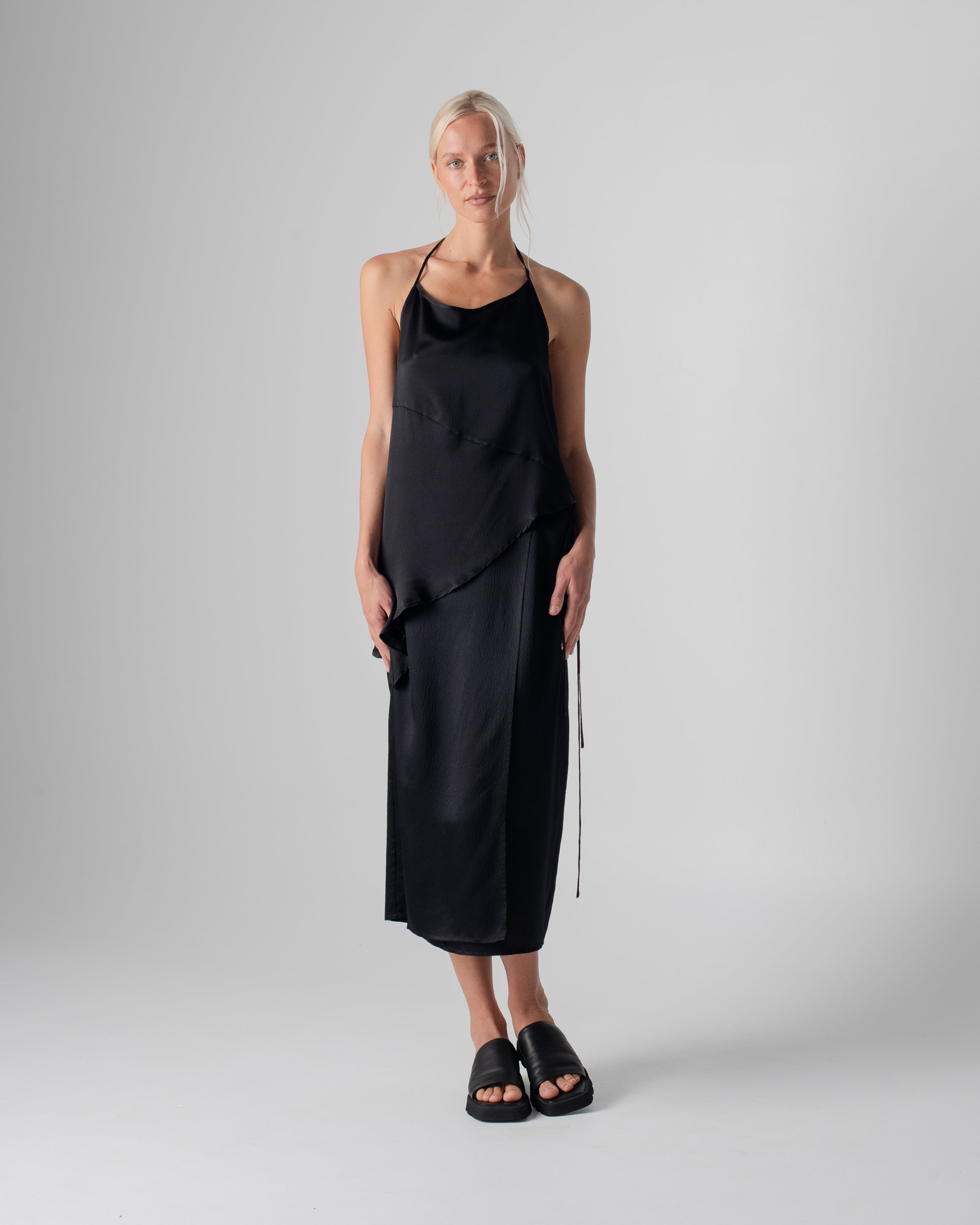 Asymmetrical Tie Tank