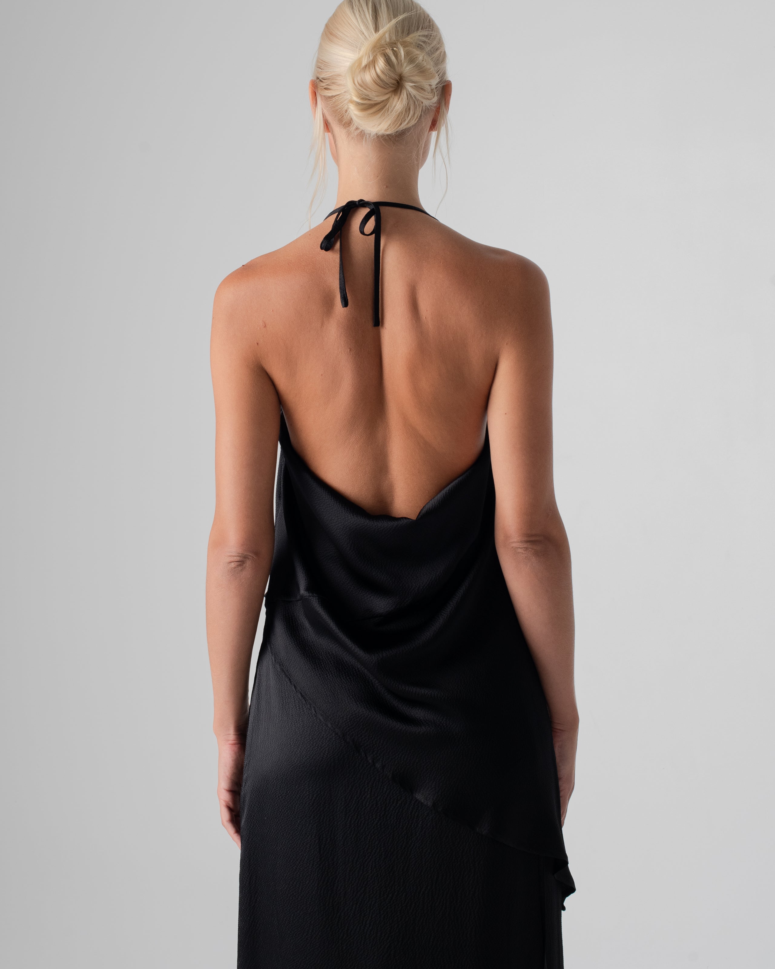 Asymmetrical Tie Tank