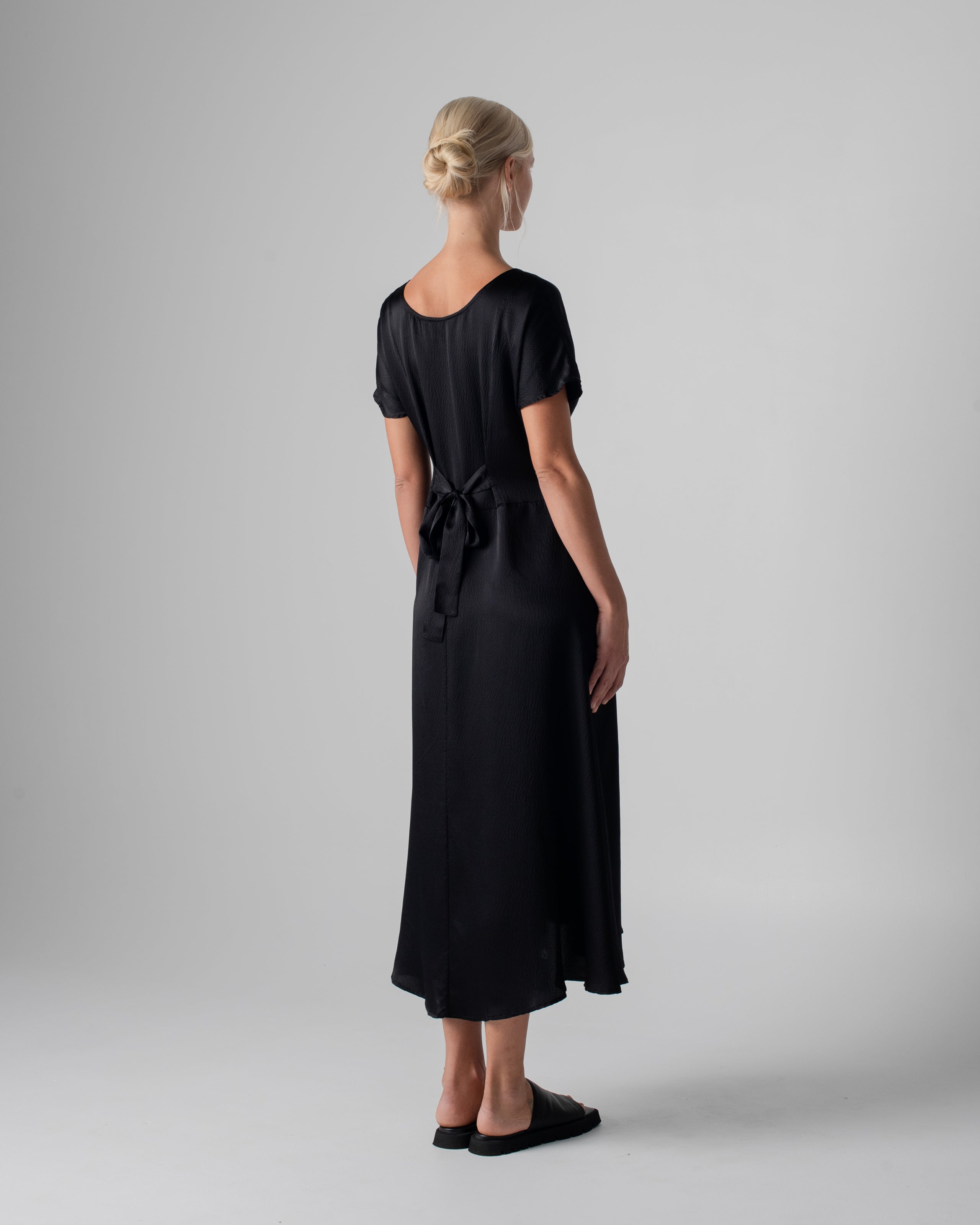 Johanna Tie Dress