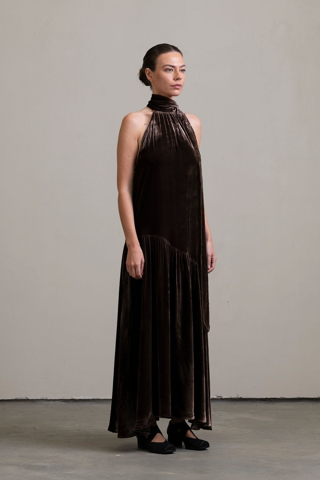 Silk Velvet Tie Neck Dress in Moka