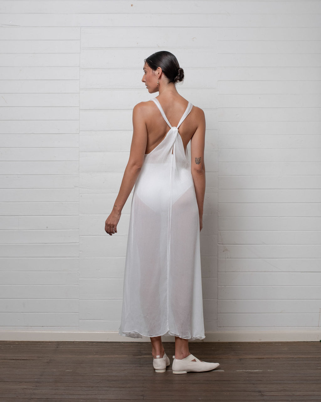 KNOT DRESS CRINKLE CHIFFON WHITE