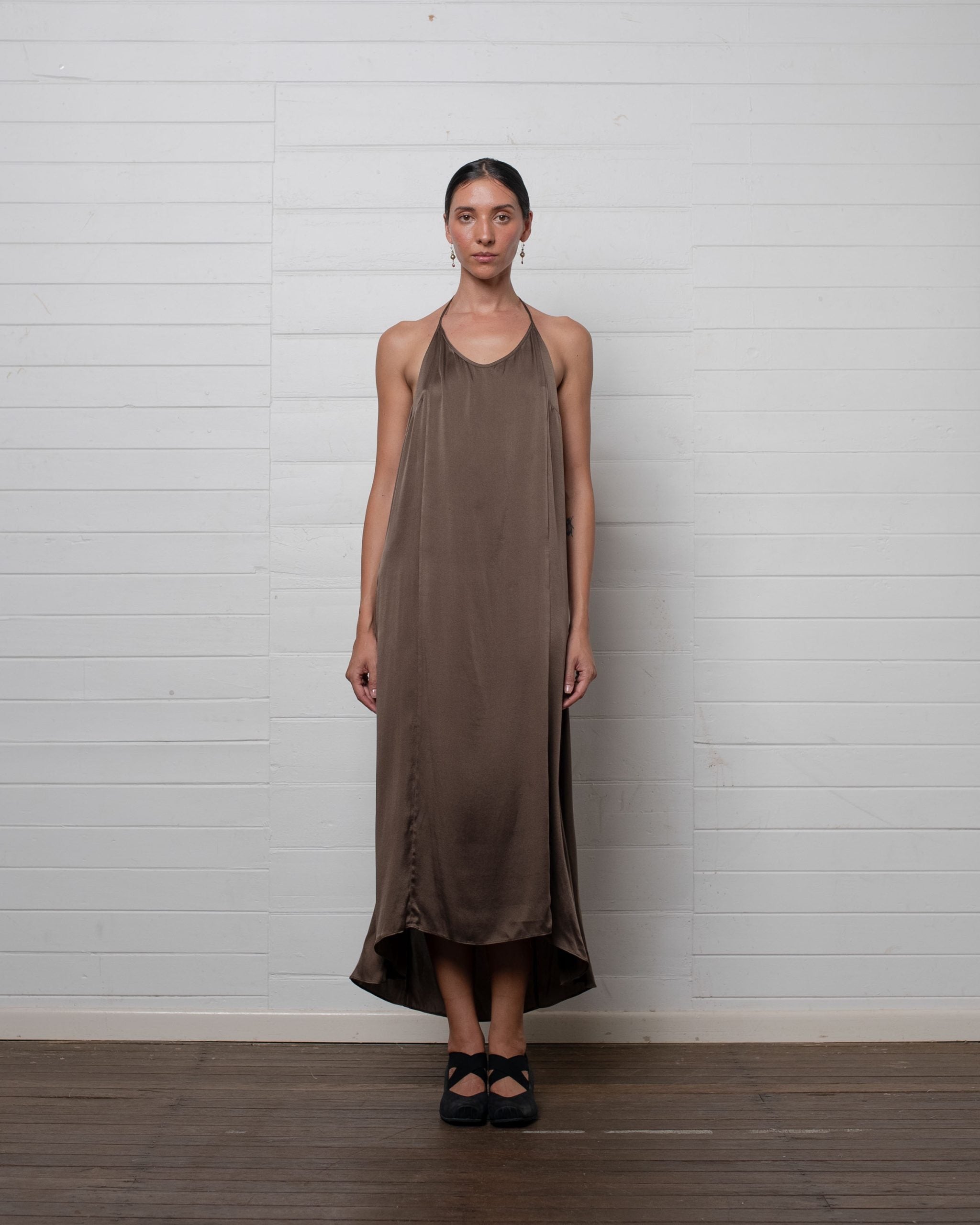 HALTER DRESS HAZELNUT