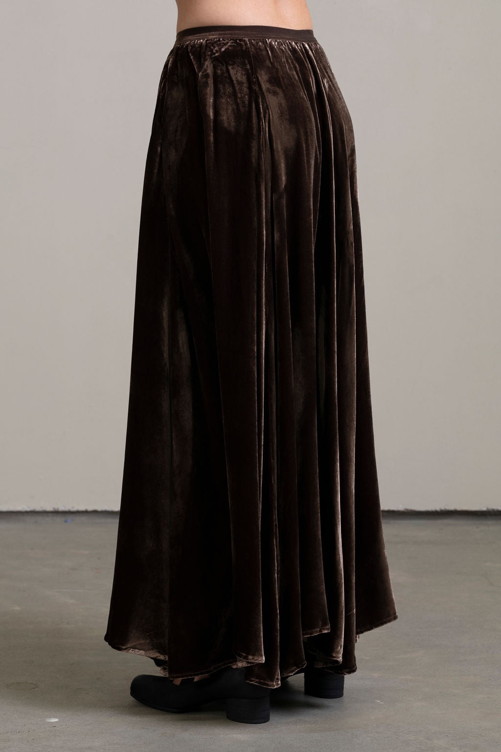 Silk Velvet Skirt ~ Moka