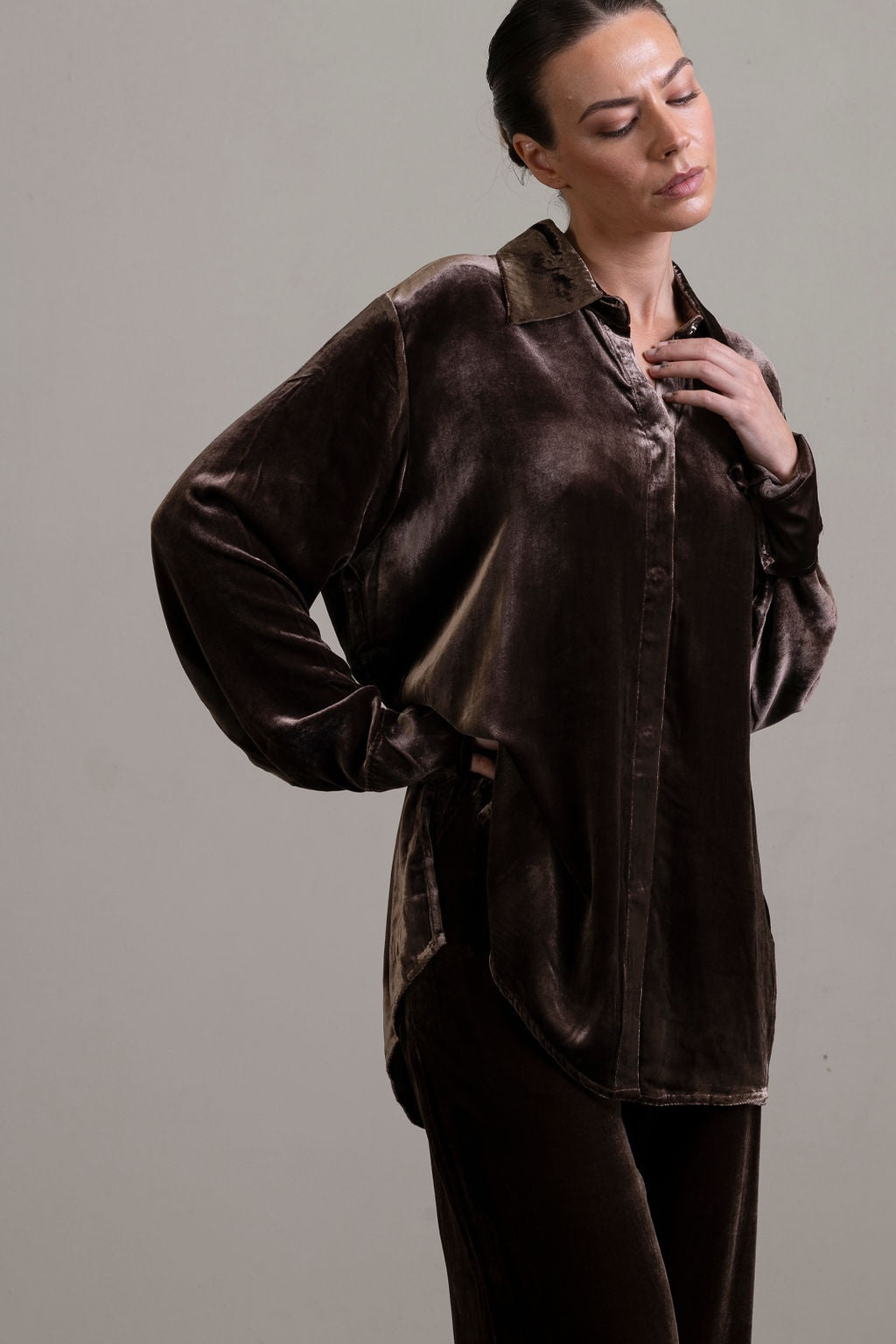 Silk Velvet Shirt ~ Moka