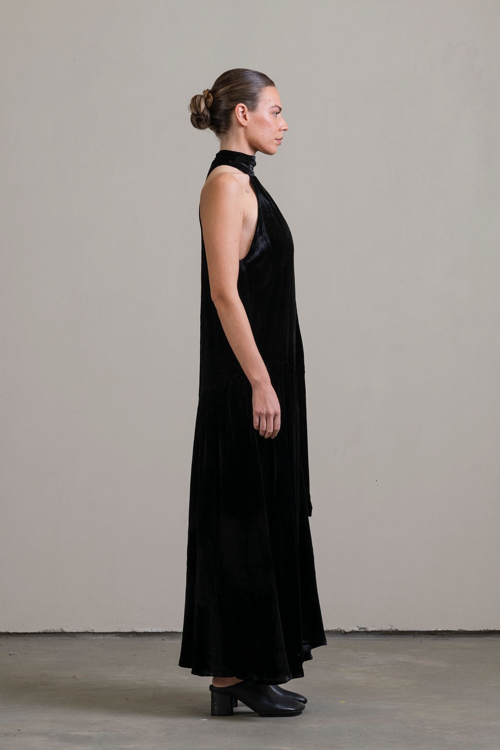 Silk Velvet Tie Neck Dress ~ Noir