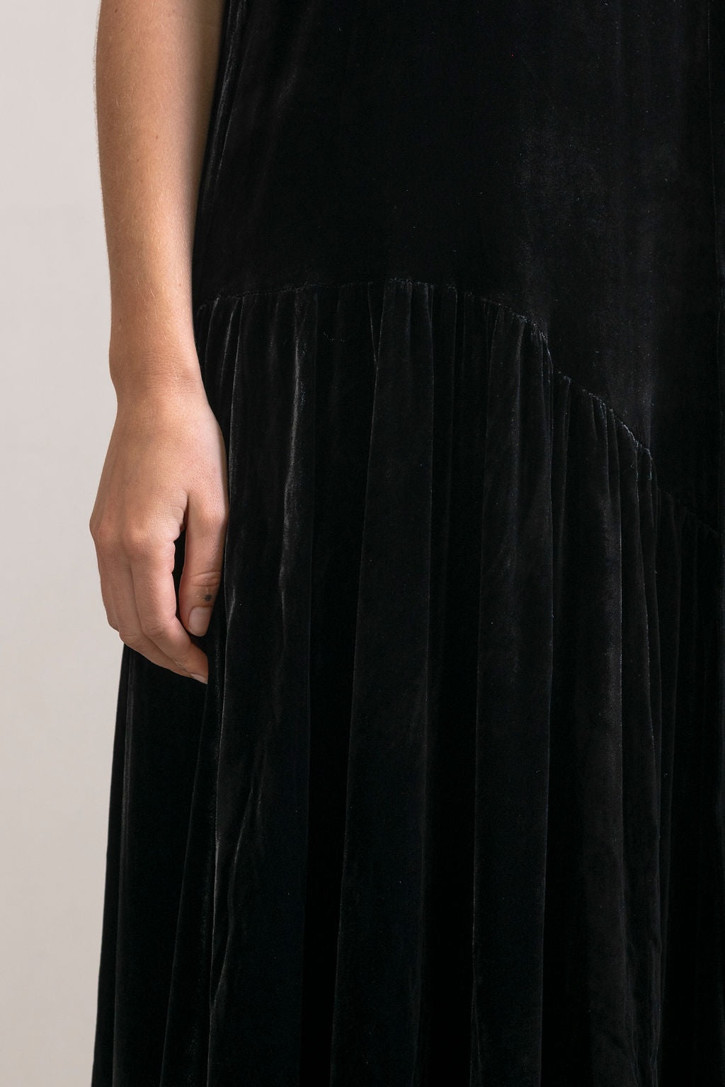 Silk Velvet Tie Neck Dress ~ Noir