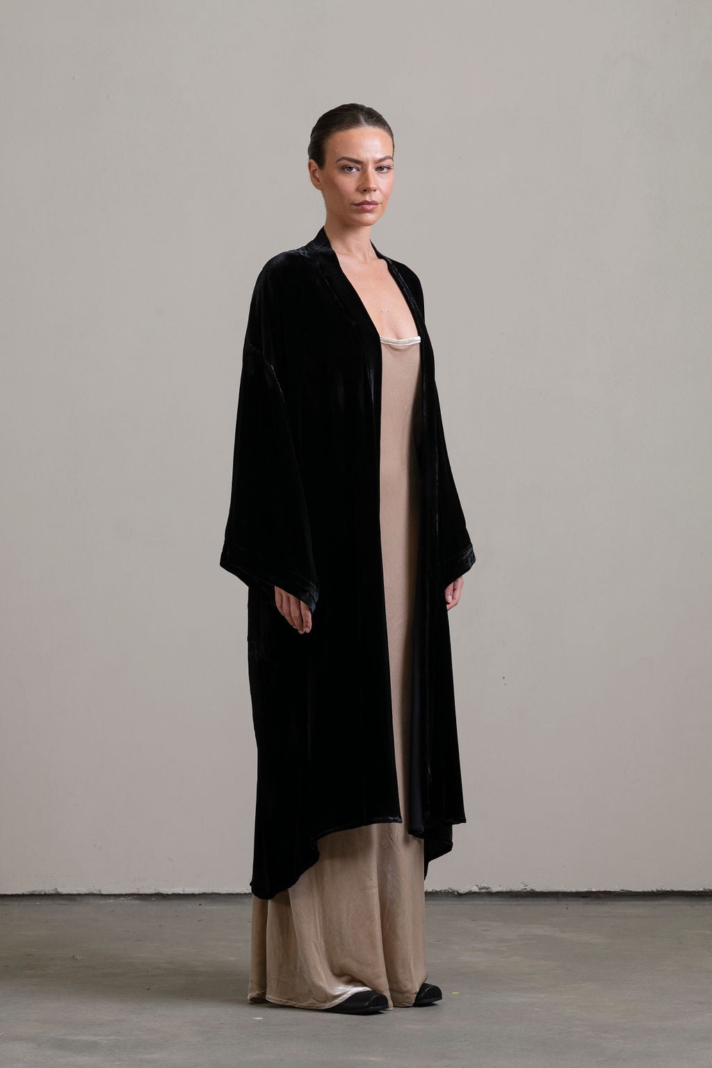Silk Velvet Robe ~ Noir