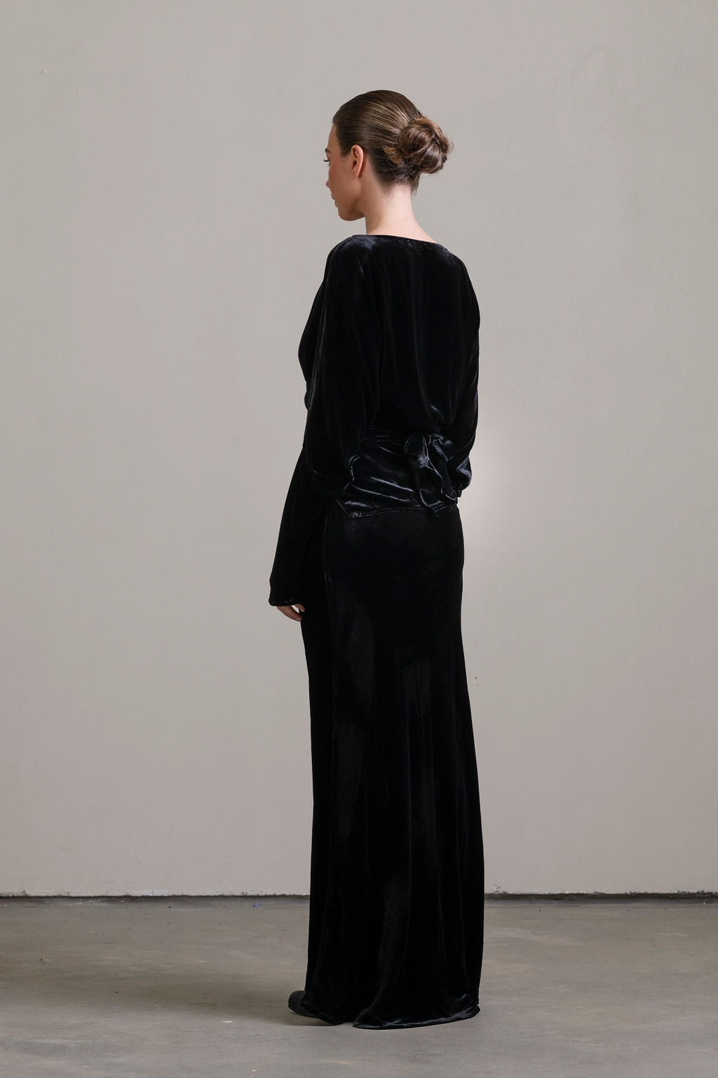 Silk Velvet Wrap Top ~ Noir