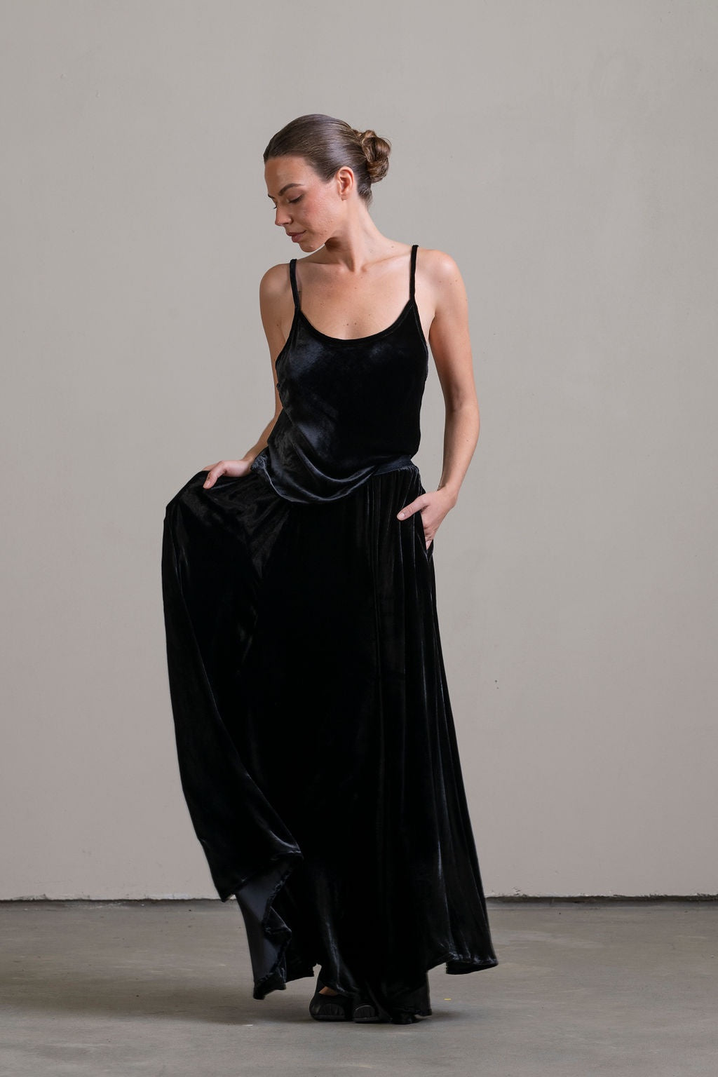 Silk Velvet Skirt ~ Noir