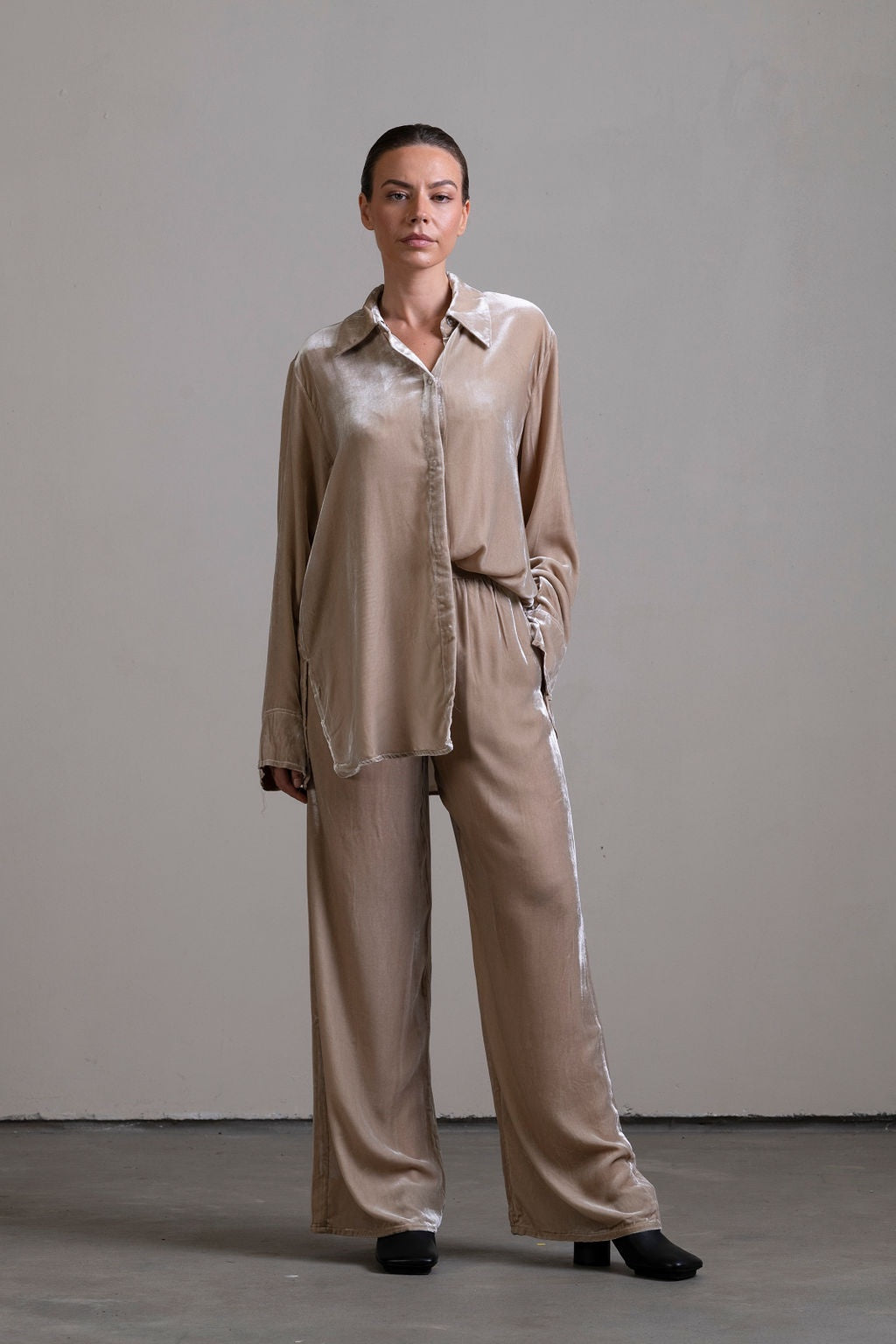Silk Velvet Shirt ~ Stone